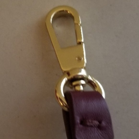 Kate Spade Leather Flower Keychain Bag Accessory - Picture 3 of 4